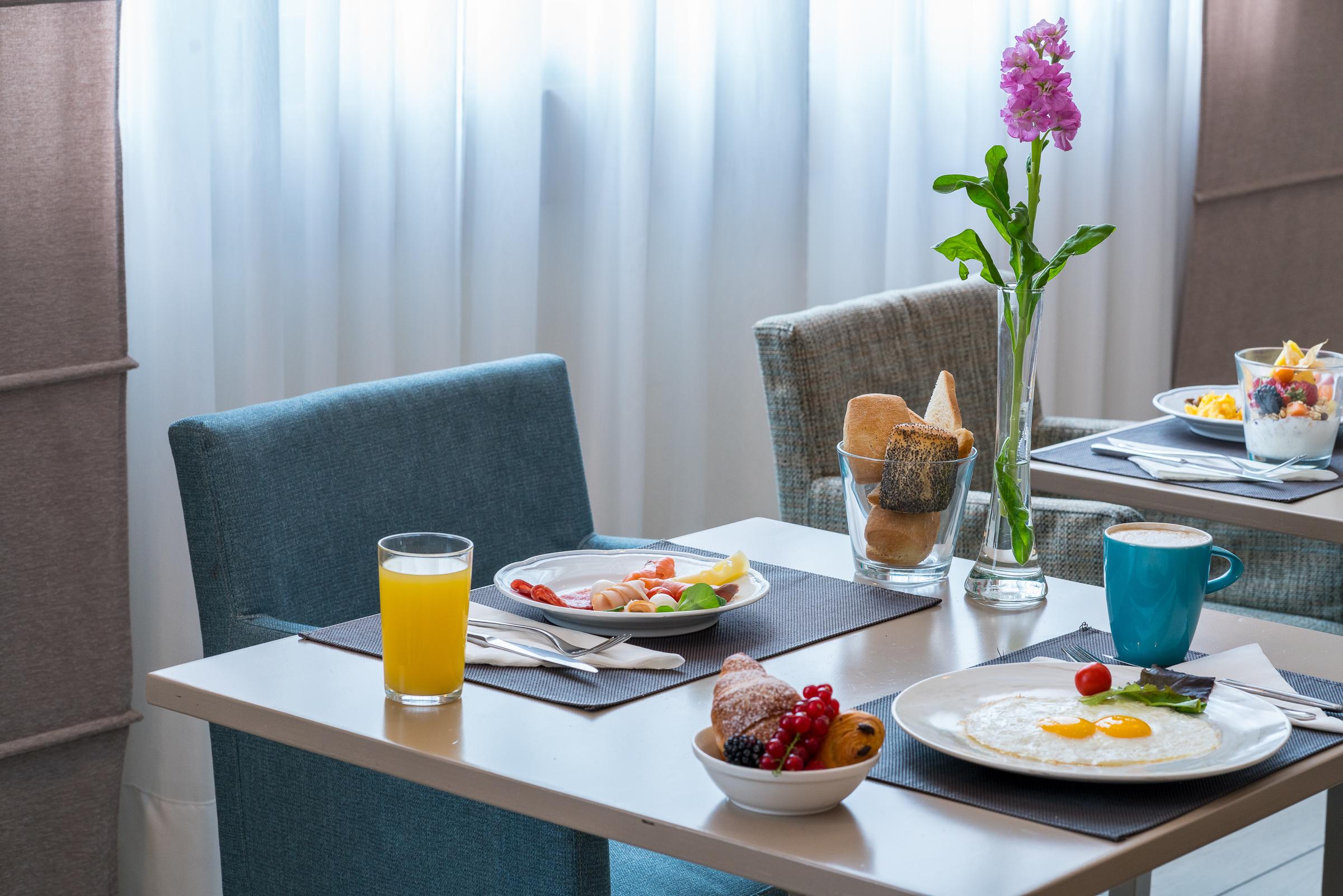 Leonardo Center Hotel 4*